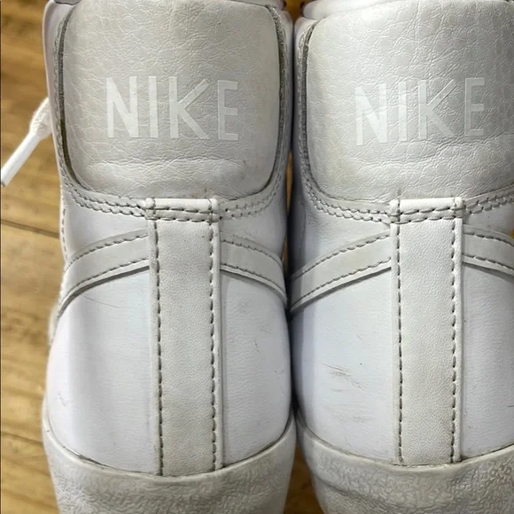 Nike all white blazers - Picture 2 of 13